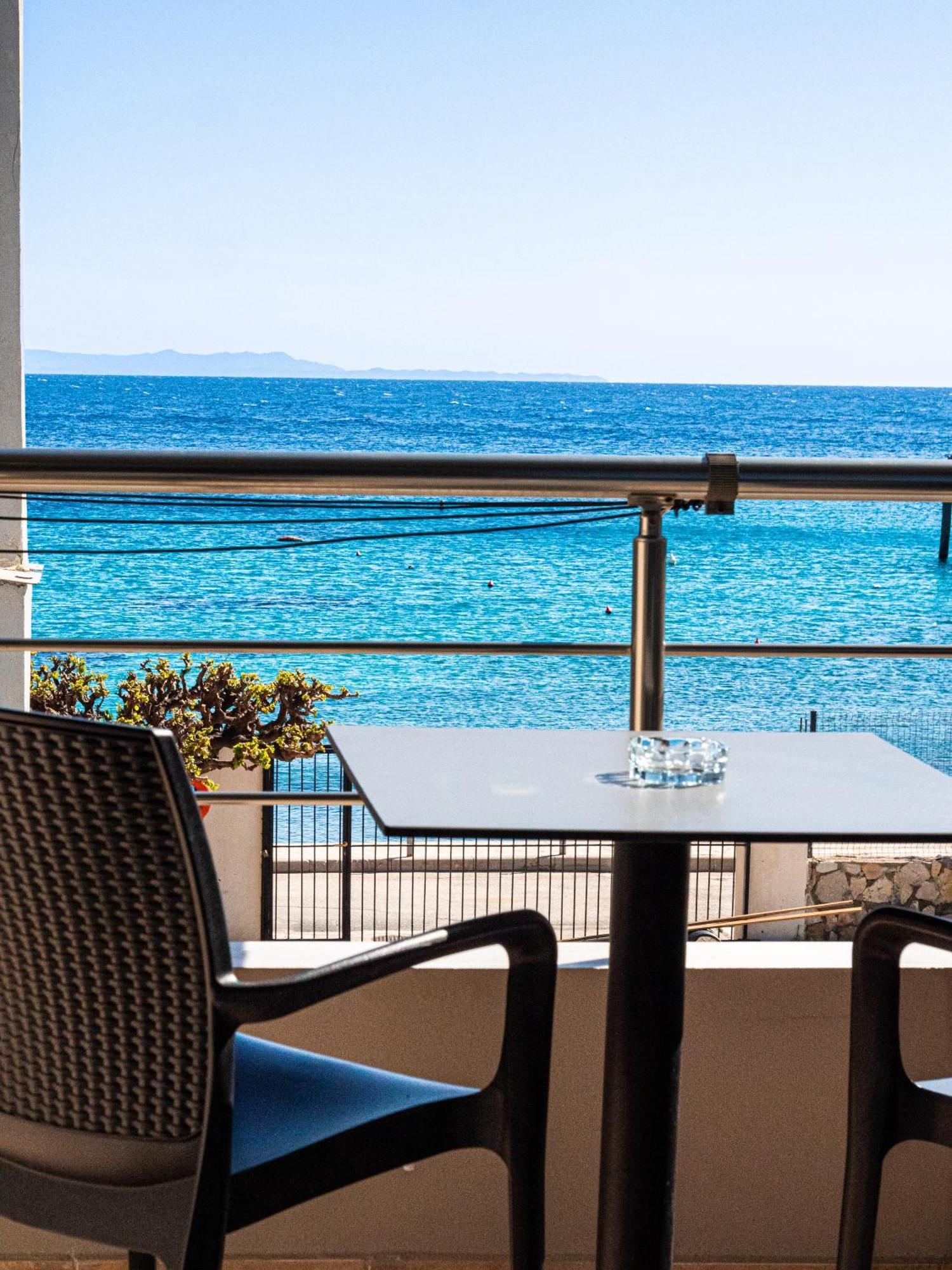 Hotel Endless Blue Himara Extérieur photo