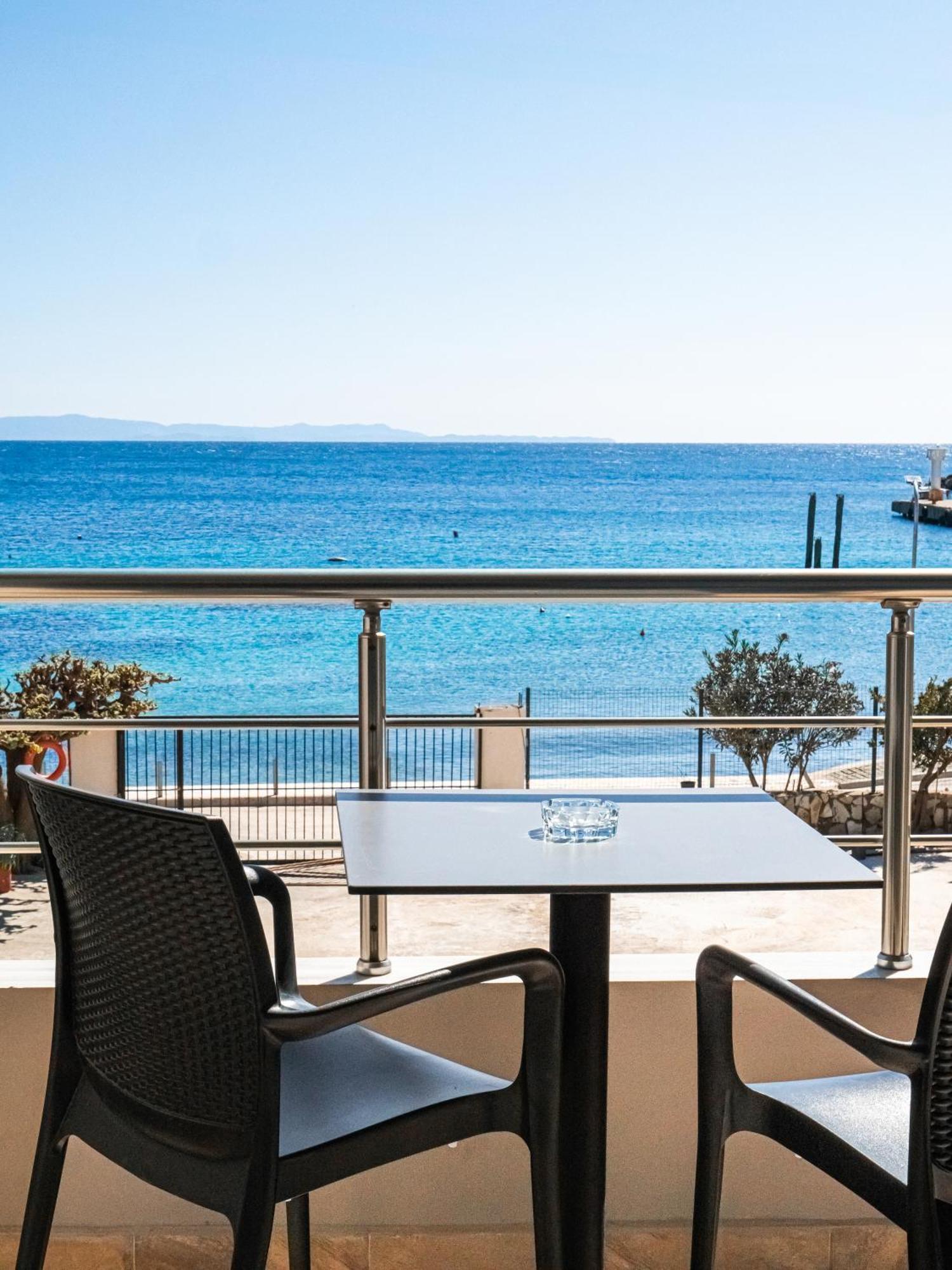 Hotel Endless Blue Himara Extérieur photo
